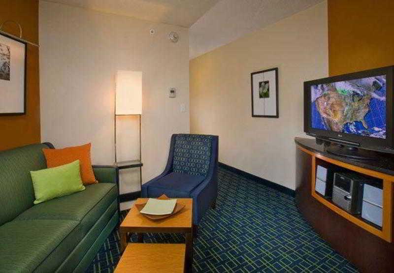 Fairfield Inn And Suites Flint Fenton Экстерьер фото